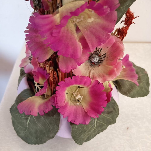 Decorative floral arrangement with artificial and dried flowers, 47 cm