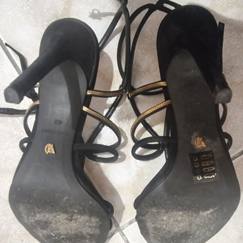 Vicenza sandals size 40, ankle strap, black and gold, like new