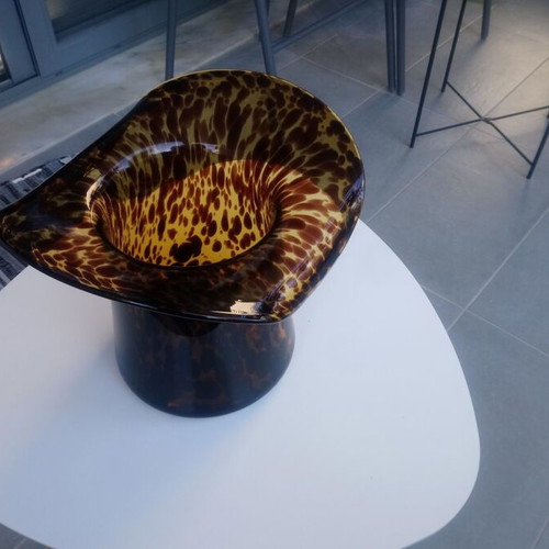 Tartaruga vase new, hat-shaped glass from Italian factory