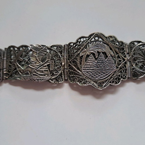 Silver filigree bracelet like new