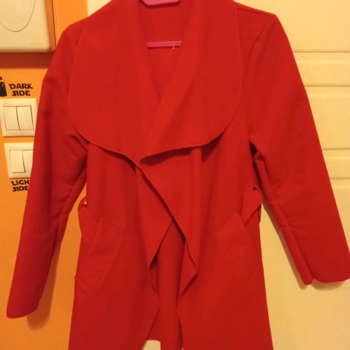 Red coat new, medium-small size, lightweight, felt material