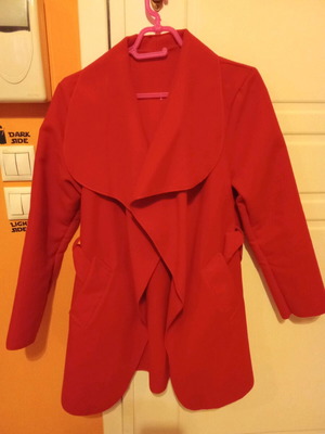 Red coat new, medium-small size, lightweight, felt material