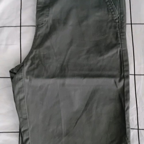 Children's gray khaki Bermuda Zara 13-14