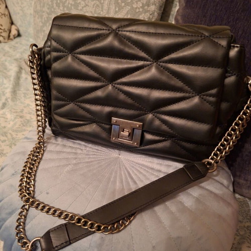 Stradivarius large quilted crossbody bag, black