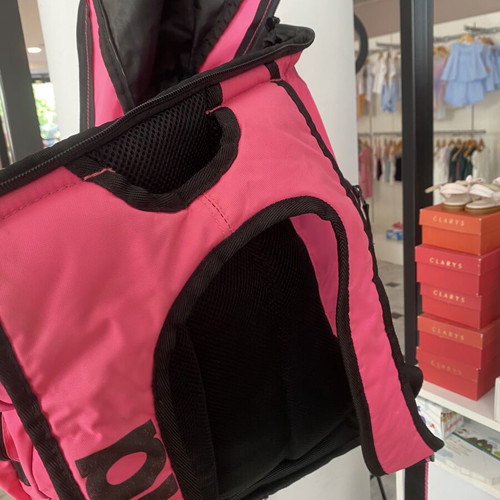 Arena pool bag with compartments used, fuchsia color