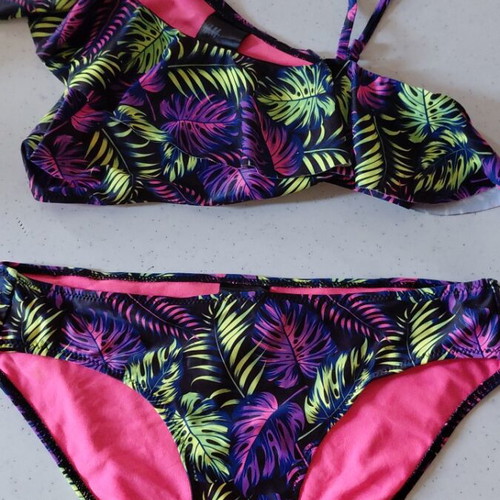 H&M Girls' Bikini with Tropical Pattern like new, size 146-152 cm