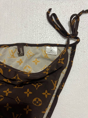 Triangle bikini like new, size medium, brown