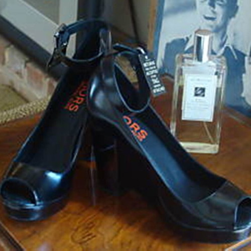 Michael Kors leather peep-toe platform wedge sandals used, size 38.5, black
