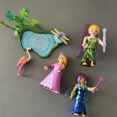 Playmobil fairies and princess set with pond like new