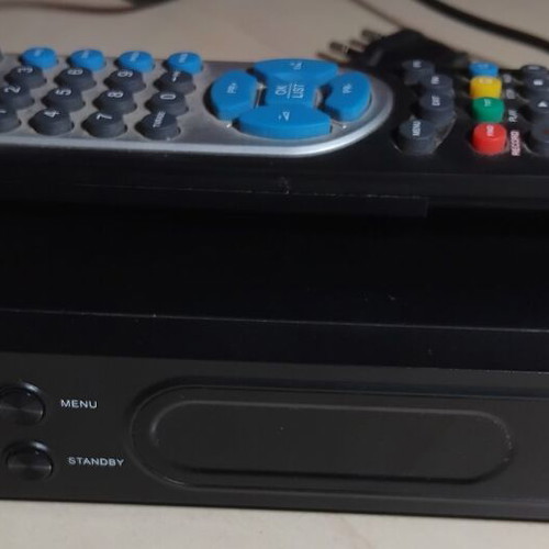 Synaps THD-2855 DVB-T Receiver used with Full HD and USB