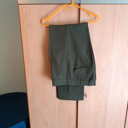 Uniform 8b ES used, size tunic 8190/9702 L, trousers waist 42 8190/8184