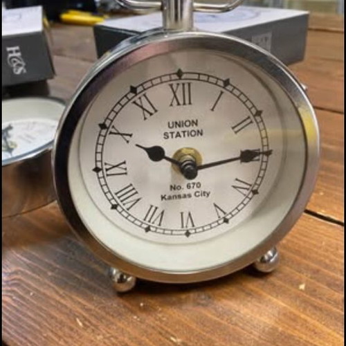 Retro clocks set of 8 new
