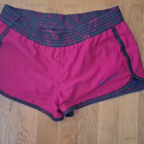 Nike reversible women's shorts