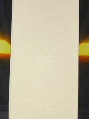 Glo Hilo e-cigarette like new, half used