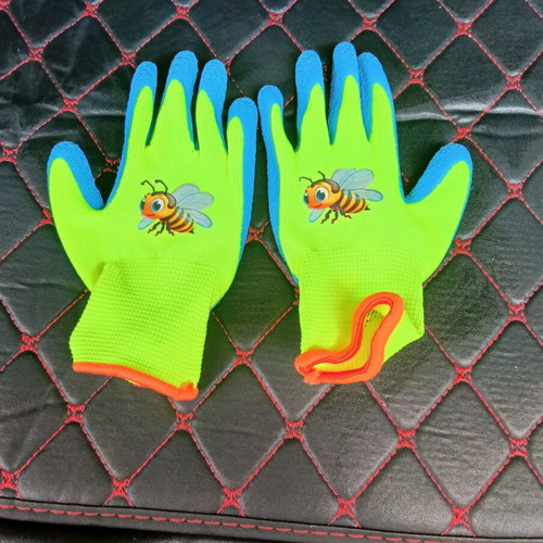 Children's Sea Gloves like new