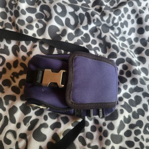 Vanguard compact camera bag used, blue with extra battery pocket