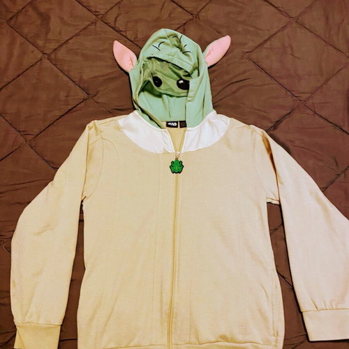 Star Wars Mandalorian Hoodie "The Child" with mask and collectible zipper like new