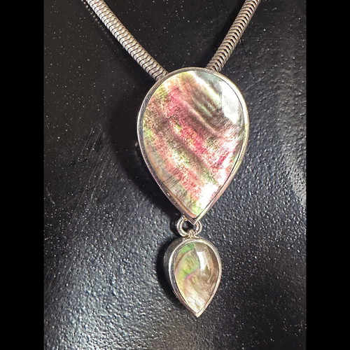 Vintage 925 Silver Pendant with Black Mother of Pearl Double Teardrop and Chain