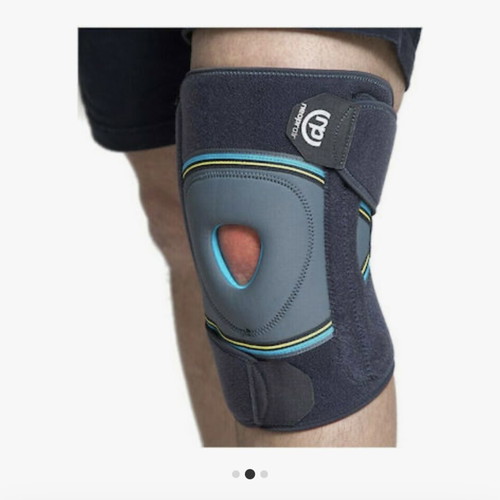 Mobiak Neoprair elastic knee brace like new