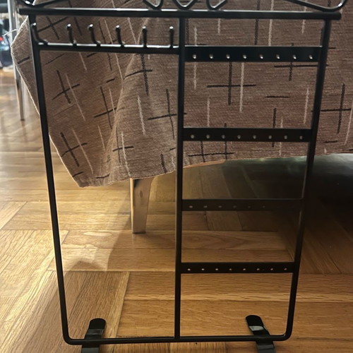 Jewelry stand new