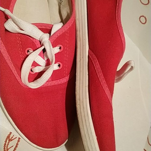 Voi Noi canvas shoes size 39 used, white and red