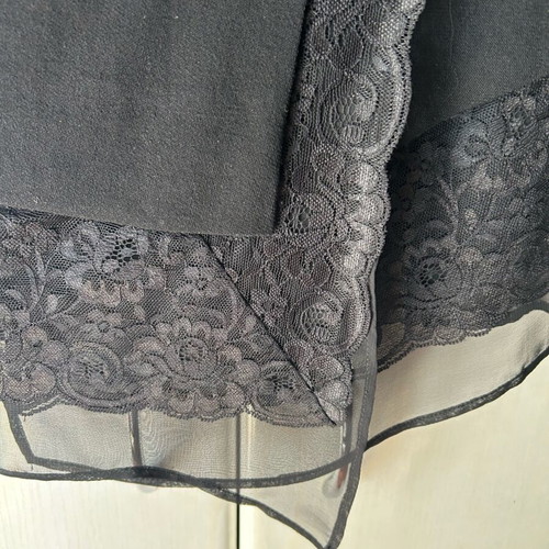 Tagier de Pies suit like new, black, lace fabric
