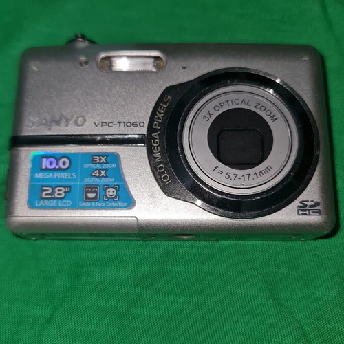 Sanyo 10 Mgp Camera used with memory card and battery