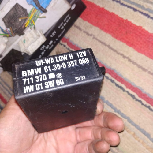 Wiper Module for BMW 3 E36 used, 6135 8357068