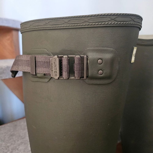 Hunter boots size 39, like new, green
