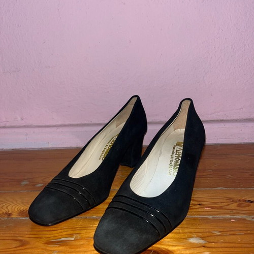 Lemonidis Kavala Pumps like new, black suede size 38.5