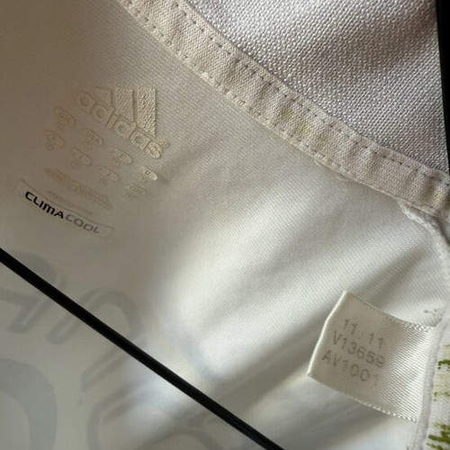 Real Madrid Ronaldo jersey authentic, like new, size M 11-12