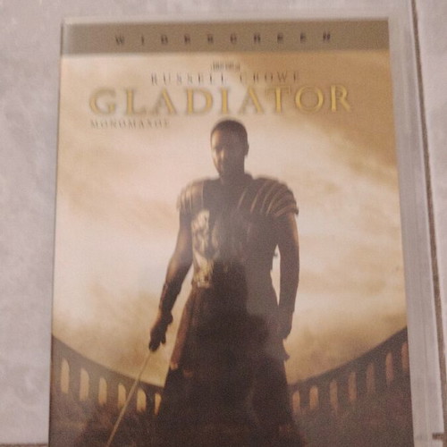 Gladiator DVD like new with Greek subtitles