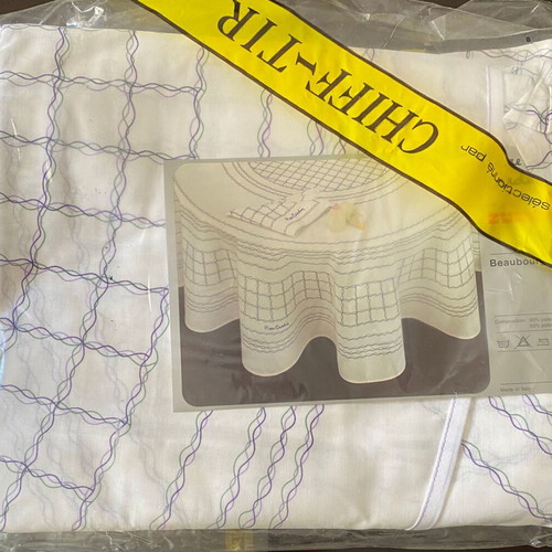 Pierre Cardin Beaubourg round tablecloth for Zucchi