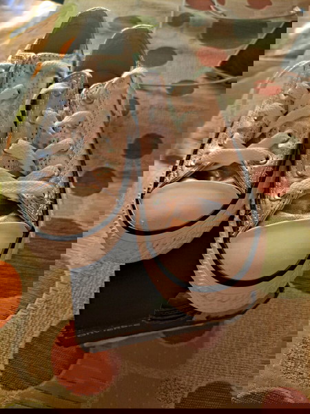 Ολοκαίνουρια Χρυσα All Star converse sneakers για κοριτσι