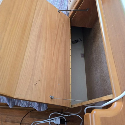 Bedroom set used with storage space and mattress 1.60×2.00 m