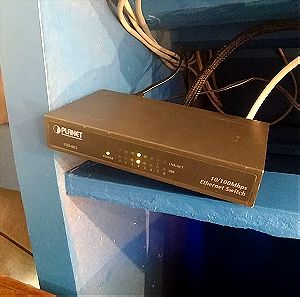 PLANET FSD-803 8-Port 10/100Mbps Fast Ethernet Switch