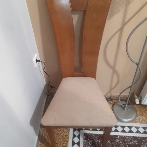 Καρέκλες τραπεζαρίας μεταχειρισμένες, σετ 6, σε πολύ καλή κατάσταση