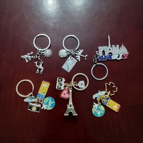 Tourist keychains set of 6, new