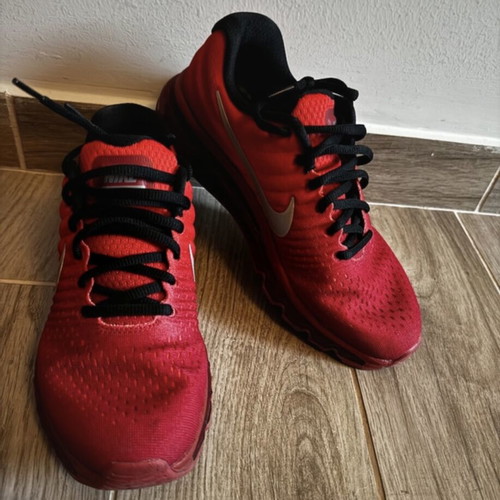 Nike athletic shoes like new, red, size 39