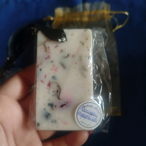 Handmade closet fragrances pack of 2 scents new
