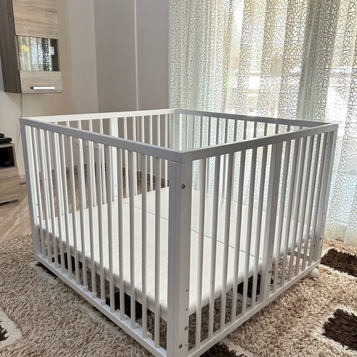 Wooden adjustable baby playpen used, white