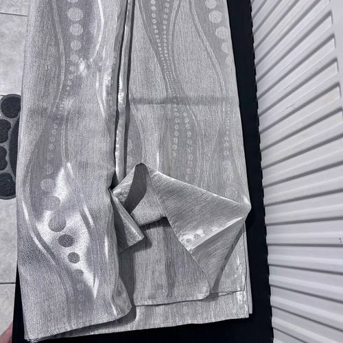 Tablecloth like new, dimensions 1.95x1.35, gray-silver