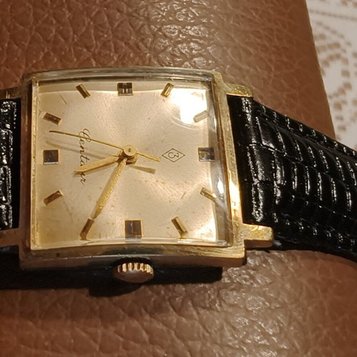 Centaur Vintage Square Mechanical Watch, Gold Tone