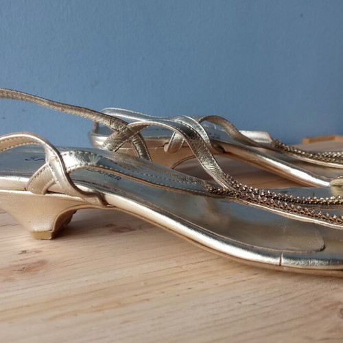 Sagiakos gold sandals like new, size 38