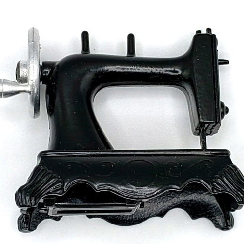 Vintage Play-me Singer Sewing Machine Pencil Sharpener new