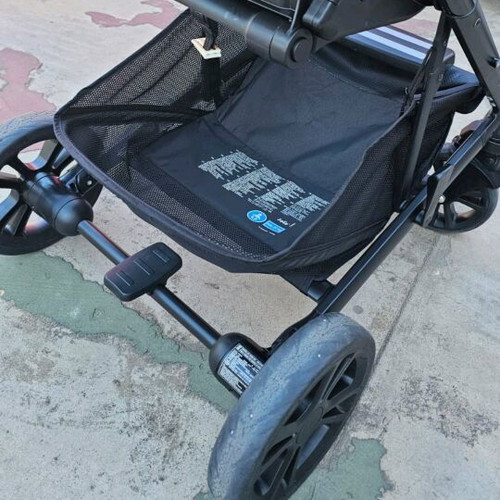 Joie 3-in-1 stroller set with car seat and accessories like new