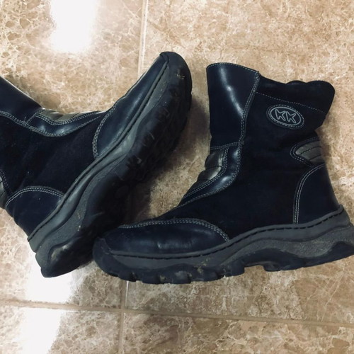 KK kids shoes used, blue boots size 34