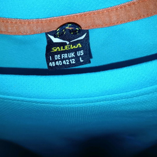 Salewa women's technical t-shirt large used, turquoise