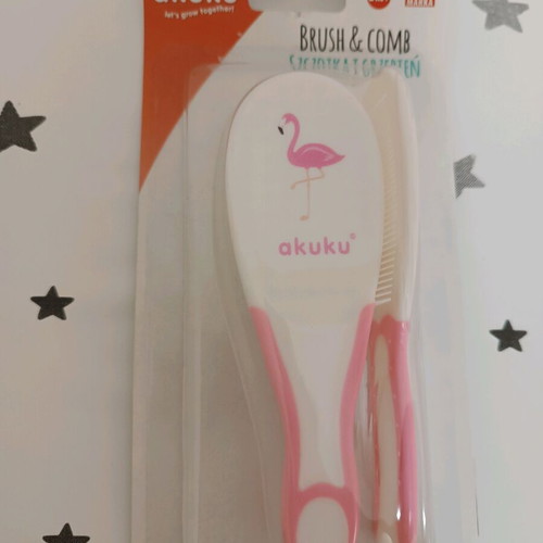 Baby brush and comb pink new Akuku