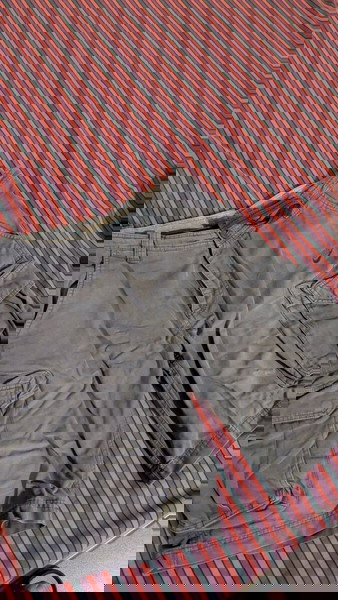 Nike cargo shorts Medium